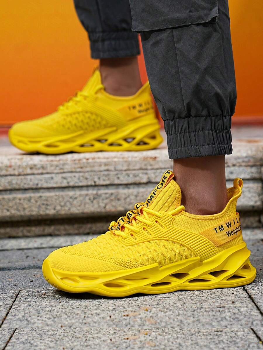 Men's Athletic Yellow Shoes With Hollow EVA Sole Lightweight Sport Sneakers For Running Fitness And Urban Street Style - Màu vàng - Xem 1