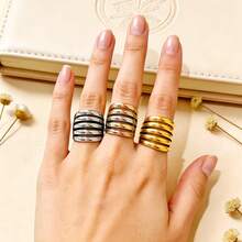 1 chiếc nhẫn thép không gỉ mạ vàng 18K kiểu dáng tối giản thanh lịch 5 đường kẻ, bền, chống nước và chống phai màu, phù hợp để đeo hàng ngày, đi du lịch và đi biển. - Nhẫn nữ năm đường kẻ - Xem 8