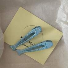 Blue Gradient Small Fish Metal Hairpin - 隨機1pc髮夾 - 查看 2