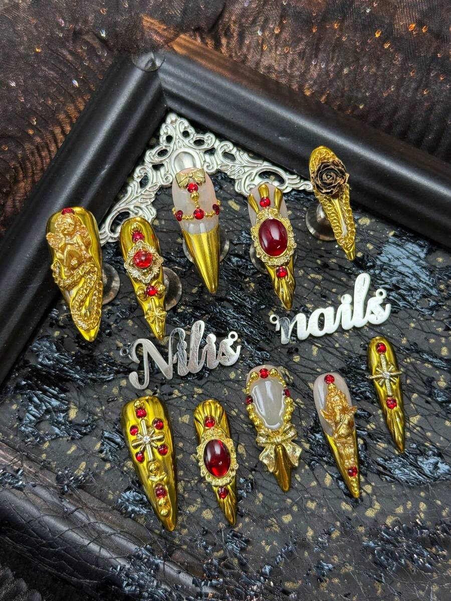 10片金色手工女士可佩戴美甲贴纸，全覆盖可重复使用，长款尖头金色法式美甲，3D装饰天使、蝴蝶结、魔镜、玫瑰图案，美观有趣，适合按压式亚克力美甲，Y2K风格美甲套装，适合女性和女孩，可用于节日、日常、派对、聚会等场合（包含：一片果冻胶和一条摩擦条）美甲用品