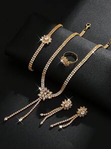 Conjunto de Joias de 5 Peças com Design de Flor de Zircônia, Colar, Brincos, Pulseira e Anel, Adequado para o Dia a Dia e Eventos Elegantes e da Moda para Mulheres. Acessórios Sofisticados para Banquetes e Festas. - Dourado - Visão 2