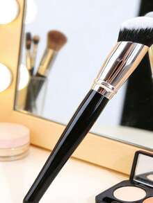 1pc Angled Round Makeup Brush, Professional Synthetic Brush Suitable For Contouring, Foundation, Concealer, Blush, Contouring, Foundation, Blush Brush, Angled Blush Brush, Contouring Brush, Makeup Brush Tool - Black - View 9