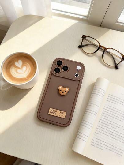 1pc Minimalist Cute Bear Eye-Shaped Matte Photo Frame, Compatible With IPhone 7/8/X/XR/XS Max/11/12/13/14/15/16/17 Pro Max, A14/A15/A16/A17/A04/A05/A06/A07/A54/A55/A56/A57/A34/A35A/36/A37/S26/S26 Plus/S26 Ultra, Transsion SMART7/8, G05, Honor 400/400 Pro/400 Lite, Soft Full-Coverage Bunny Tag Phone Case