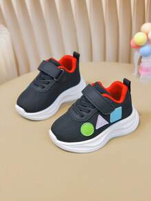 1双儿童黑色网面魔术贴运动鞋，易于穿脱且用途广泛 - 黑色 - 查看 5