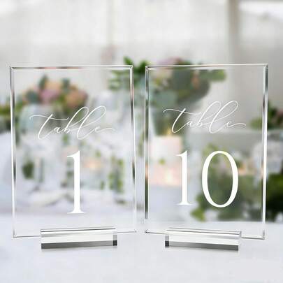 Bảng số bàn cưới bằng acrylic trong suốt 5x7 inch kèm chân đế, in chữ thư pháp màu trắng, bảng số bàn acrylic dùng cho tiệc cưới và lễ tân.