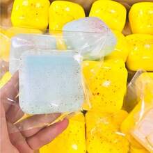 1个夏威夷迷你蛋糕造型软萌玩具 - 美观大方，挤压减压玩具，柔软解压玩具，史迪奇玩具，旅行玩具，课堂解压玩具，迷你洗澡玩具，圣诞文具减压球，生日/万圣节/圣诞节礼物，完美礼物 - 彩色 - 查看 14
