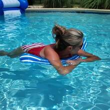1 Pack Large Non-Inflatable Foldable Water Floating Lounge Chair, 4 Color Options, Lightweight Durable PVC Material, Adult & Teen Portable Floating Chair, Suitable For Swimming Pool, Beach, Party & Outdoor Leisure, Pool Inflatable, Beach Essentials, Pool Float - Multicolor - View 9