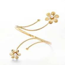 1 pieza Brazalete de brazo geométrico en espiral de moda con decoración de flores y perlas, ajustable, regalo - Brazalete de perlas y flores - Ver 2