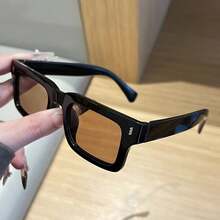 1 Cặp kính thời trang mới, kiểu dáng giản dị, cổ điển, đính đinh tán, hình vuông hẹp. - Nhiều màu - Xem 9