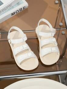 1 paire de sandales de plage blanches pour filles, couleur unie, patchwork en PU souple et tissu, décoration nœud, fermeture à crochet et boucle sur une seule sangle au talon, sandales plates style princesse mignon et à la mode, convient pour le quotidien décontracté, les vacances à la plage, le port en extérieur, printemps/été nouveau 2026 - Blanc - Voir 5
