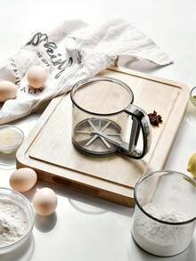 1个半自动面粉筛 - 细网烘焙工具，手持式细网面粉筛，家用烘焙工具，面粉筛杯，制作光滑面团和蛋糕糊的必备品，耐用的厨房和餐饮用品，节日烹饪必备，现代厨房用具，耐用材质 - 查看 5