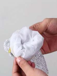 2/4 Sets Of High-Quality Steel Wire Dishwashing Gloves, With PVC Material Inside, Are Anti-Slip, Lightweight And Durable. They Are Suitable For Kitchen, Bathroom, Toilet And Outdoor Cleaning, Household Chores, Bathroom Cleaning, Anti-Slip Grips, Ergonomic Fit, Durable Materials, Reinforced Stitching, Cleaning Supplies, And Household Necessities - Reusable - View 4