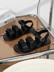 1双黑色软皮幼儿/小女孩平底凉鞋，圆头蝴蝶结，可调节鞋带，防滑软底，适合3-12岁女孩，日常、海滩穿着，2026春夏款 - 黑色 - 查看 2