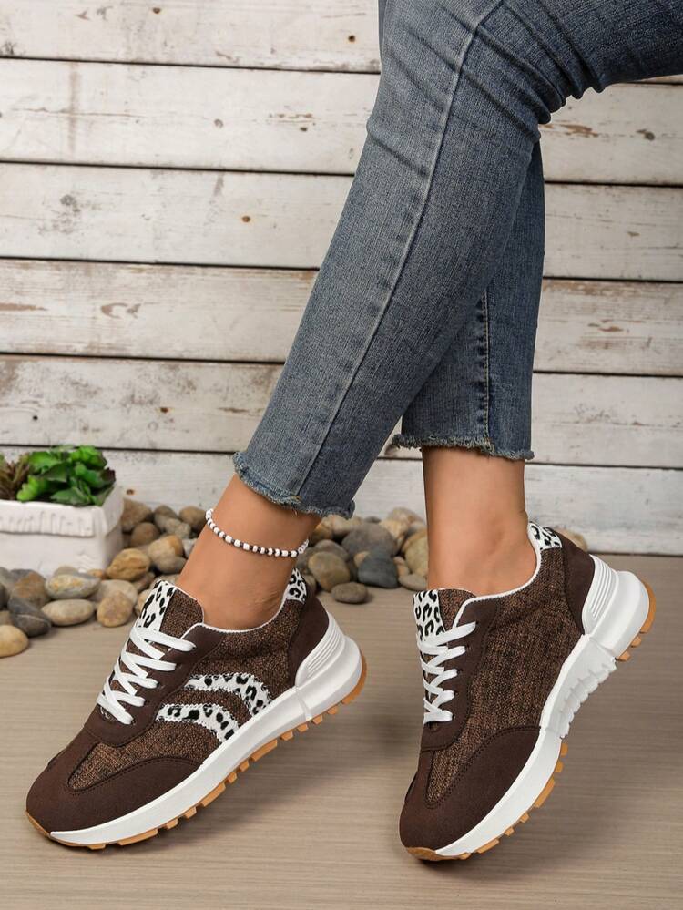 2026 New Women's Flat Casual Lace-Up Shoes, Plus Size, Suitable For All Occasions, Fashionable, Hiking - Brown - View 2