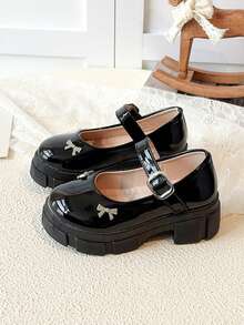 Giày Mary Jane đế dày kiểu mới bằng da cho bé gái, gót chunky, đính đá hình bướm, kiểu dáng dịu dàng và ngọt ngào, phong cách retro, thích hợp cho mùa hè. - màu đen - Xem 5