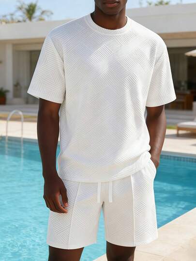 Men's Textured T-Shirt And Shorts Set, French Casual Resort Style, Suitable For Winery Tasting, Terrace Gathering, Commuting, Weekend Getaway, And Leisure Vacation