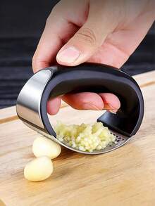 1pc Manual Stainless Steel Garlic Crusher Mincer, Kitchen Garlic Press, Ring Shaped Manual Garlic Press Masher, Multi-Function Squeezer Tool, Easy To Clean Kitchen Tool For Quickly And Effectively Crushing Garlic, Vegetable Mincer, Vegetable Cutter, Kitchen Slicing Tool, Kitchen Tool. - Multicolor - View 1