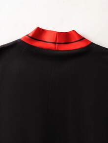 Japanese Style Red Cherry Blossom & Blue Wave Print 3/4 Sleeve Robe, Retro Loose Fit Sunscreen Cardigan, Men's Kimono Jacket - Black - View 6