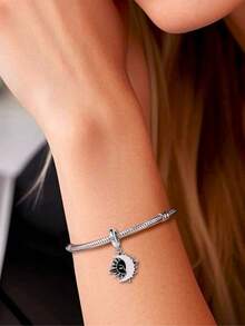 HuooNew 1pc 925 Sterling Silver Sun & Moon Pendant, Celestial Sun & Moon Face Dangle Bead, Unisex DIY Jewelry Gift - Silver - View 5
