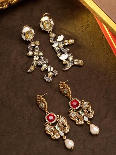 A Vintage Butterfly Red Gem Pearl Tassel Elegant Luxury High-End Fashion Earrings, Suitable For Weddings, Galas, Vintage-Themed Parties, And Formal Occasions, An Essential Luxury Accessory To Create A Medieval Atmosphere.