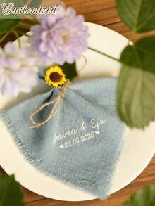 Khăn ăn bằng vải thêu tên và ngày cưới theo yêu cầu cá nhân, có tua rua. Khăn ăn kỷ niệm ngày cưới phong cách Boho thêu theo yêu cầu. Khăn ăn vuông mềm mại, đa năng, thích hợp làm quà tặng cho tiệc cưới, tiệc sinh nhật. - Nhiều màu - Xem 4