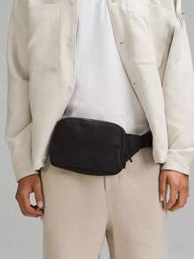 Lululemon Everywhere Belt Bag Large 2L-For Yoga Gym Running-Sweat-Wicking-Yoga-All Seasons Sport-Spring/Summer-Perfect Eatser Gift - BLACK/BLACK - 查看 2