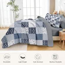 Patchwork Quilt Set Queen Size Floral Boho 3 Pcs Soft Bed Cover Bedding Set Rustic Blue Farmhouse Lightweight Bedspread Coverlet with 2 Pillow Shams for All Season - Flores azules - Ver 5