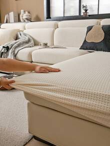 1件纯色毛绒沙发套，弹性包覆式设计，保暖舒适，简约ins风，宠物友好，防滑防污，弹力可拉伸，可机洗，适用于客厅、卧室、书房，单人、双人、三人、四人沙发（带扶手和靠背），四季皆宜。 - 米色 - 查看 9