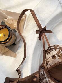 女士两件套棕色花卉刺绣缎面薄纱钢圈文胸和丁字裤内衣套装 - 咖啡棕 - 查看 5