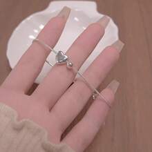 1 chiếc vòng tay sang trọng, thiết kế độc đáo, phụ kiện cá nhân đa năng mang đến cảm giác cao cấp. - Vàng - Xem 5