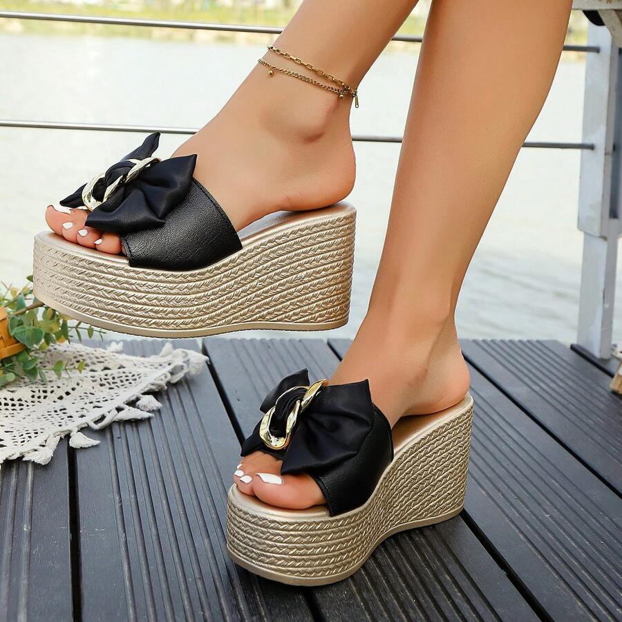 Slightly Small Size, Platform Wedge Summer New Fashionable Mesh Breathable Comfortable Increased Height Sandals, Plus Size Women Shoes