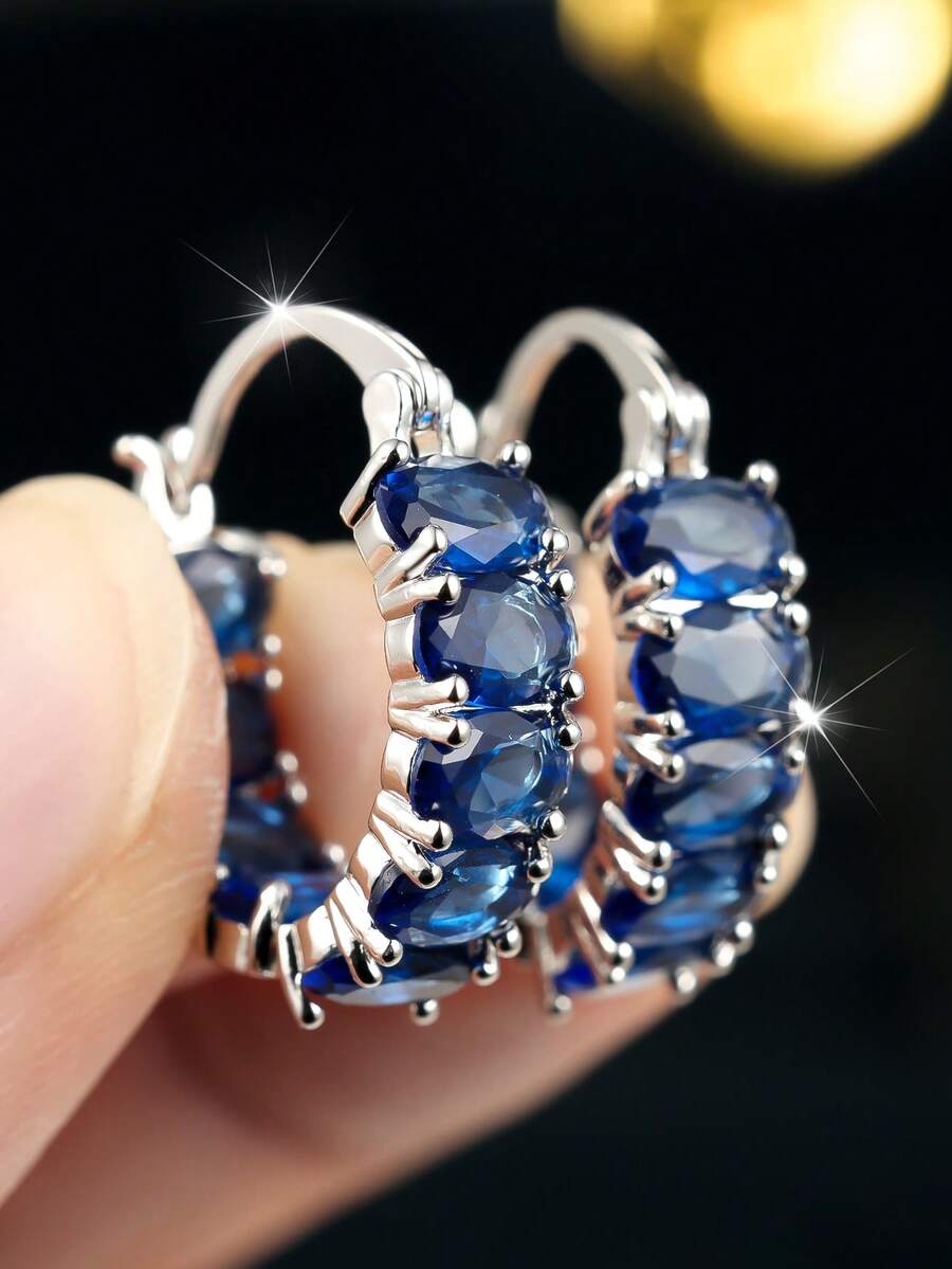 一对蓝宝石色立方氧化锆耳环，银色多排设计，经典时尚，适合女性日常佩戴和派对佩戴，是送给女性的礼物。 - 寶藍色 - 查看 1