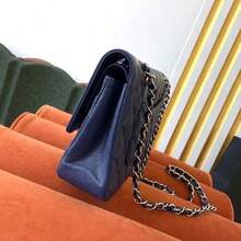 Dark Blue Quilted Leather Shoulder Bag – 26x16x7 Cm Handmade Chain Crossbody Bag With Turn-Lock Closure And Dust Bag - Dark Blue - 查看 3