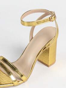 Giày sandal nữ màu vàng kim mũi vuông, gót nhọn gợi cảm, giày cao gót tối giản thoải mái cho các bữa tiệc, giúp kéo dài đôi chân. - Vàng - Xem 3