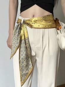 一条长款真丝围巾，双面印花，触感如丝般柔滑，适合女性在春、夏、秋季佩戴，可围在脖子上，搭配衬衫、牛仔裤，也可作发圈或头巾使用。 - 花窗樹 - 查看 10