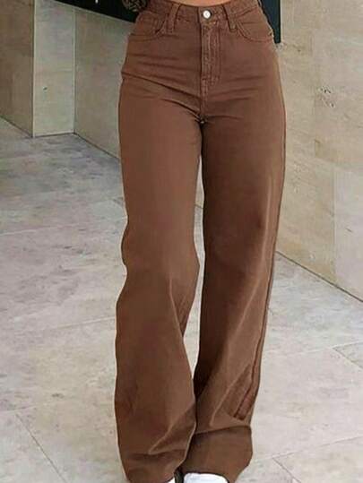 Nuevos jeans rectos de mujer de longitud completa, estilo vintage marrón, con botones delanteros. Tela cómoda y con estiramiento medio, adecuados para uso diario. Casual