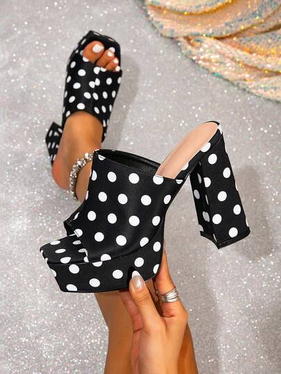 2026 波点高跟凉鞋，女士简约百搭厚底露趾拖鞋，大码