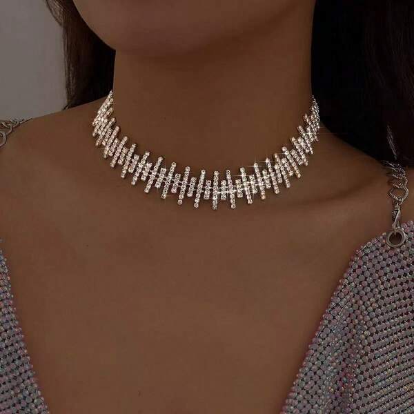 1pc Fashion Super Shiny Rhinestone Necklace Bridal Wedding Full Crystal Claw Chain Geometric Minimalist Pendant Suitable For Daily Wear