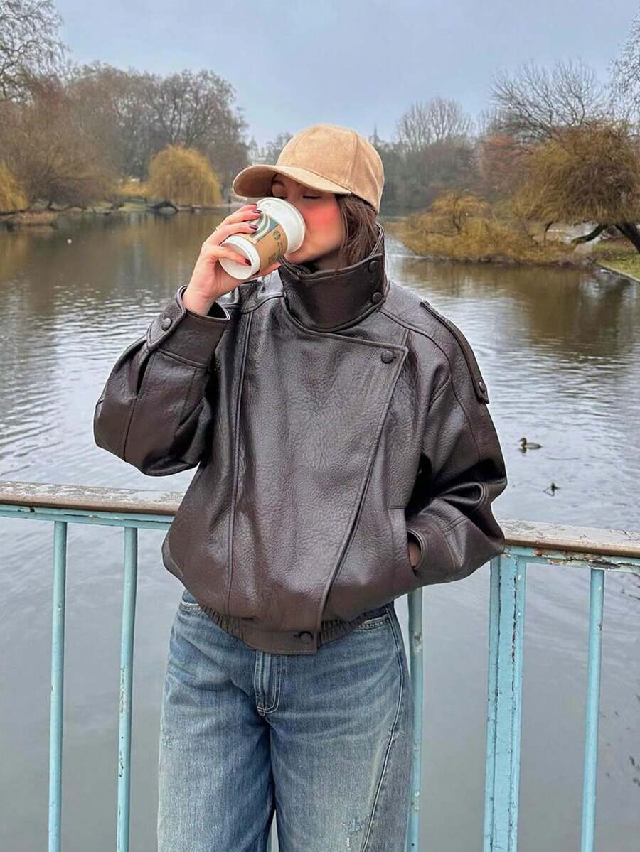 Áo khoác giả da thời trang nữ, tay dài có túi và khóa kéo, phong cách retro đường phố mới, thích hợp cho kỳ nghỉ.