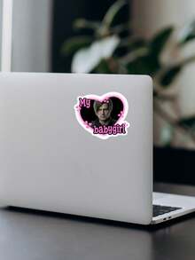 Hình dán Leon Kennedy "My Babygirl", decal vinyl game, hình dán meme Leon S. Kennedy trái tim màu hồng hài hước từ RE4 Remake, decal chống thấm nước cho máy chơi game, laptop, bình nước. - Nhiều màu - Xem 7