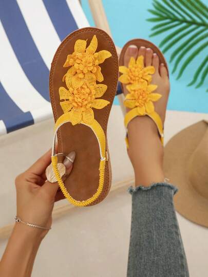 Giày sandal nữ thanh lịch, họa tiết hoa trắng, phong cách cổ tích cho mùa hè, thiết kế hở mũi, chất liệu vải ở phần trên và lớp lót, đế chống trơn trượt.