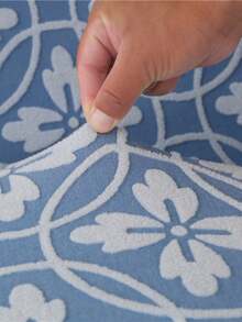 Vỏ bọc ghế sofa bằng vải nhung jacquard với viền chân váy co giãn, chất liệu sợi polyester đơn giản và hiện đại, phù hợp cho phòng khách và gia đình. - Xanh và trắng - Xem 9