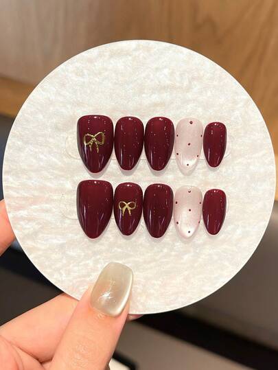 10 PIEZAS de uñas postizas cortas hechas a mano, con textura de suéter y diseño de pila rojo cereza | Uñas postizas simples y elegantes para niñas | Perfectas para cumpleaños, fiestas y uso diario | Suministros de arte de uñas