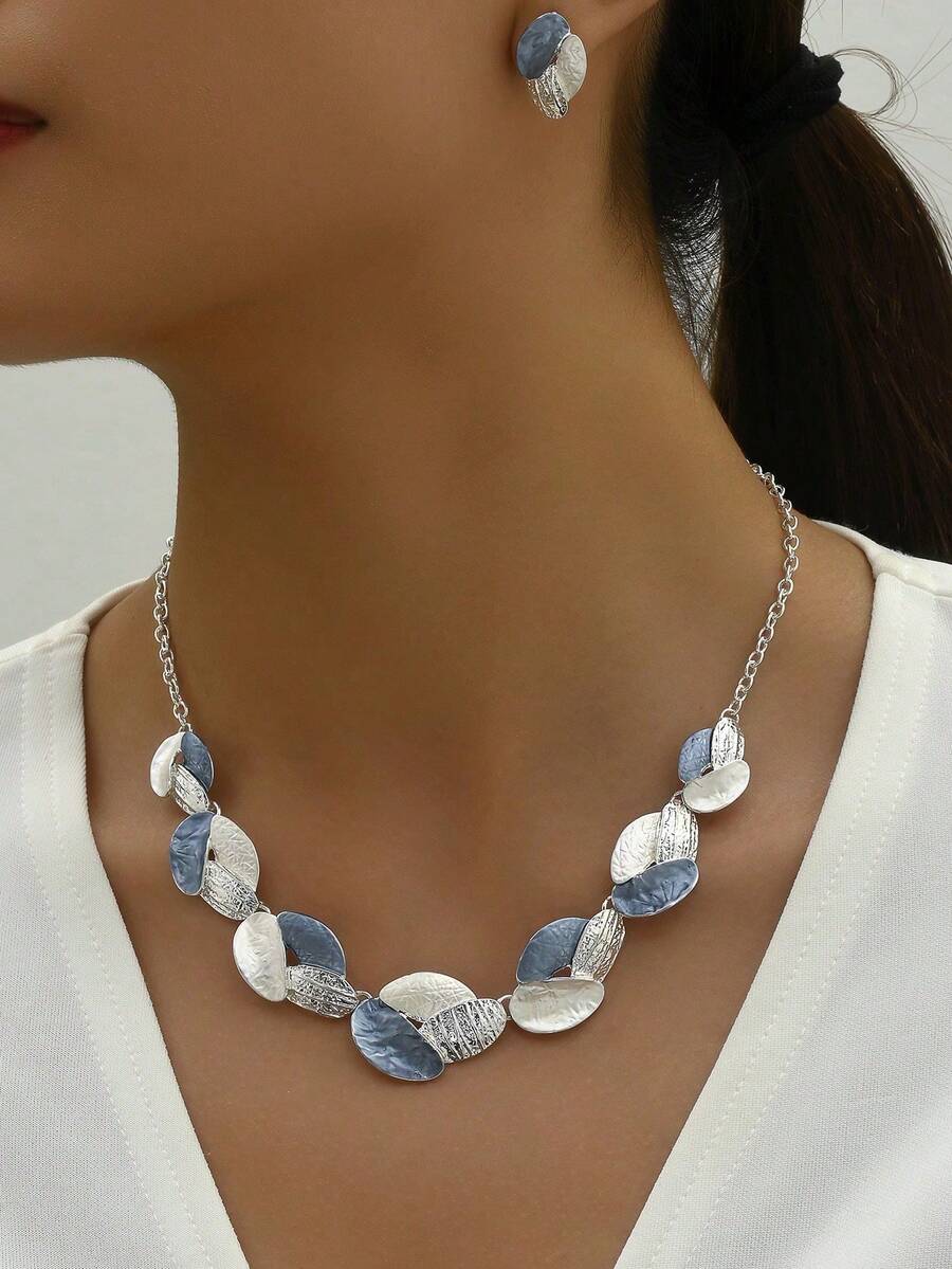 1 Necklace + 1 Pair Earrings Fashion Luxury Creative Metal Leaf Women Jewelry Set, Suitable For Daily Casual, Party, Music Festival, Beach Holiday Wear - Blue and Silver - View 1
