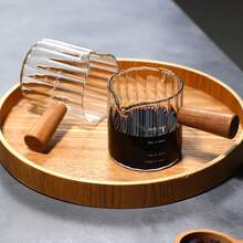 Bình đựng sữa nhỏ bằng thủy tinh borosilicate cao cấp, tay cầm bằng gỗ, họa tiết sọc dọc, kèm cốc cà phê espresso Ý dày dặn, trong suốt. - Nhiều màu - Xem 4