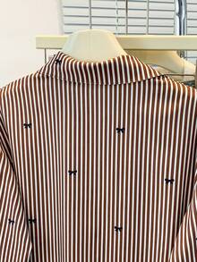 女士领结条纹印花长袖衬衫，纽扣前襟，衬衫领，休闲上衣，适合春、秋、冬季穿着。 - 咖啡棕 - 查看 8