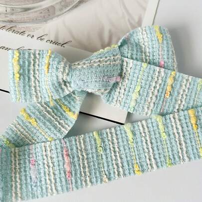 1码撞色打结工艺闪亮银线编织缎带，适用于婚礼花束装饰、礼品包装、派对装饰、花艺设计、礼品丝带，质地光滑，可用于活动装饰、花卉丝带、婚礼、情人节礼物、礼品包装丝带、手工配饰丝带、蝴蝶结丝带、优雅丝带、派对回礼丝带、装饰丝带等。