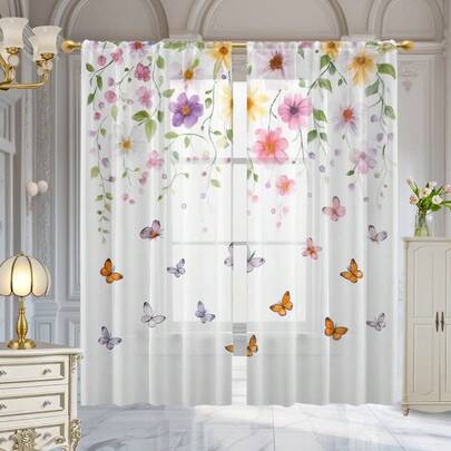 2 件水彩花卉蝴蝶印花薄纱窗帘，以清新自然的风格呈现色彩缤纷的花朵和蝴蝶，非常适合春夏家居装饰，适用于厨房、餐厅和客厅。