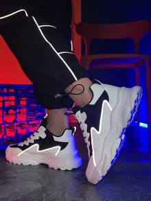 Men's Modern White And Black Sneakers With And Mesh Paneling Comfortable Streetwear Shoes For Urban Lifestyle - 黑與白 - 查看 5