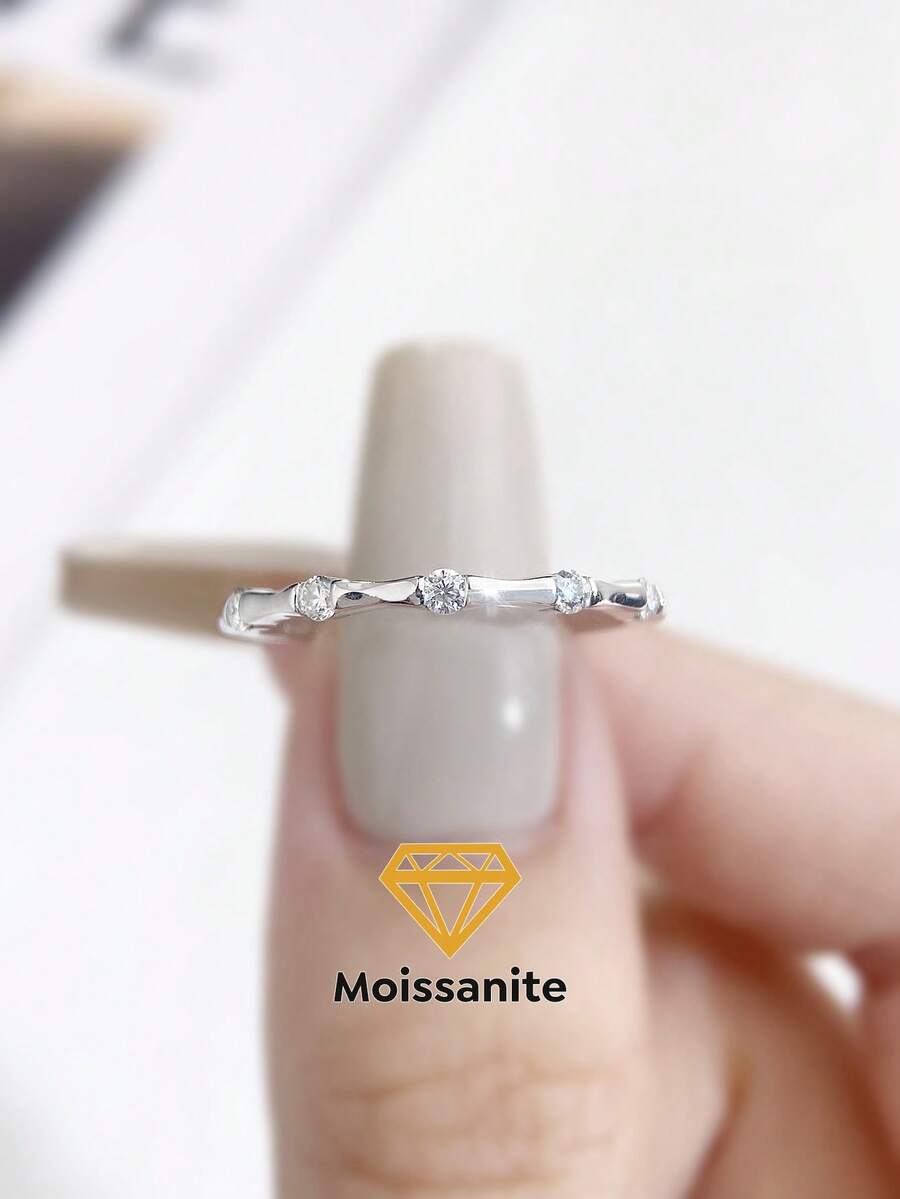 1 chiếc nhẫn bạc 925 đính đá Moissanite hình tre tối giản 0.03 carat, thanh lịch và sang trọng, thích hợp làm quà tặng đính hôn, cưới, sinh nhật bạn thân hoặc kỷ niệm. Hoàn hảo cho cô dâu và trang sức cưới. - Nhẫn Moissanite Tre - Xem 1